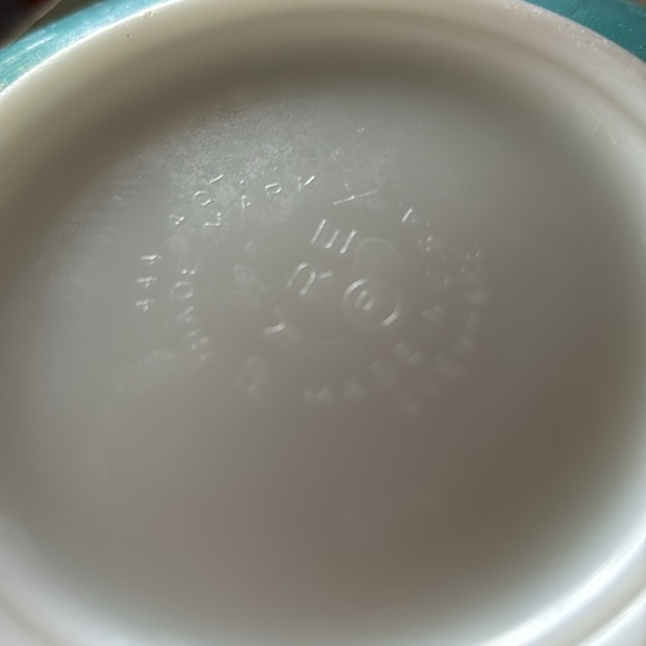 Pyrex Turquoise 4 Qt Cinderella serving Bowl #444 Vintage Hot Air Balloon Design - Picture 4 of 5